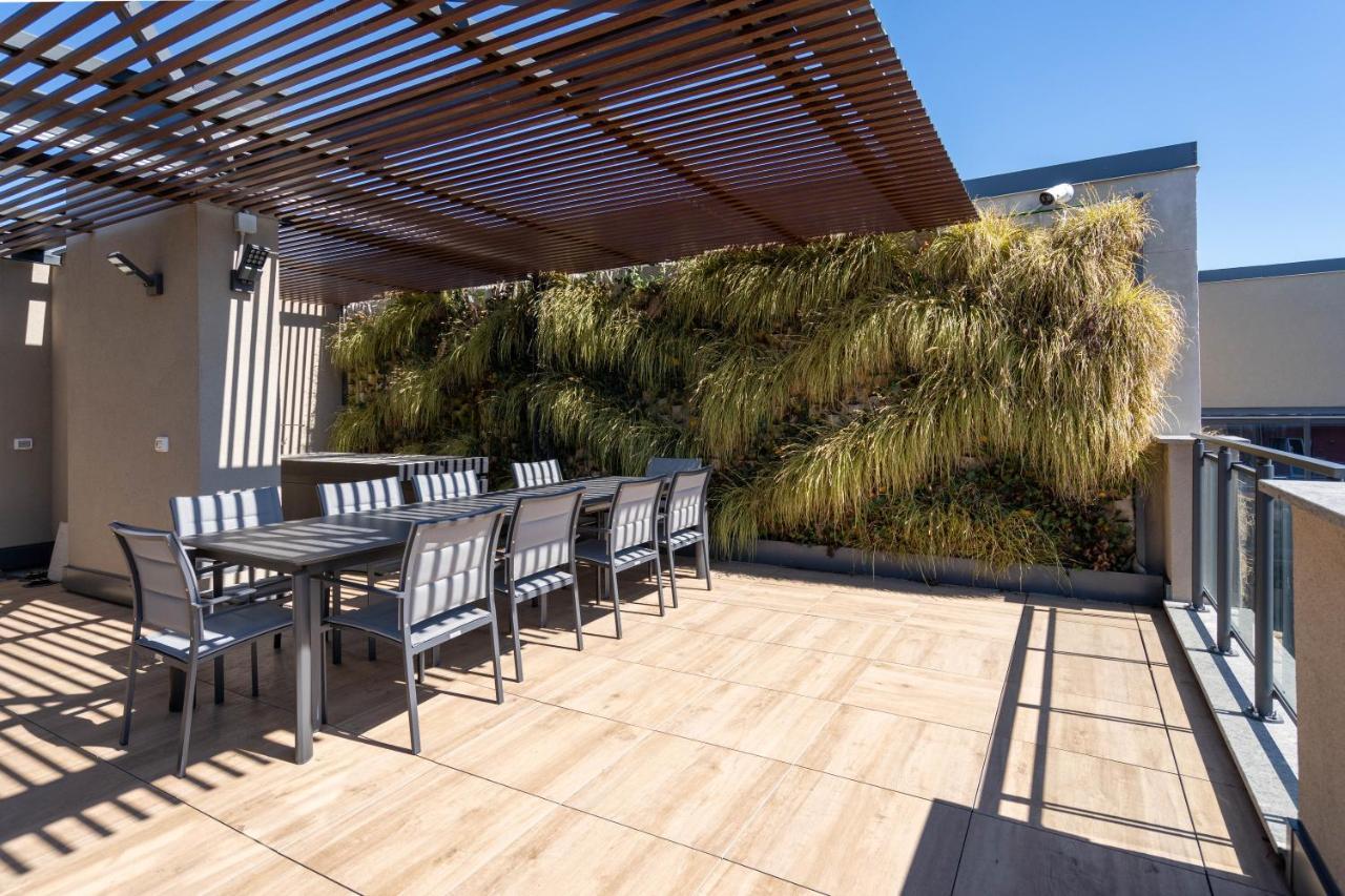 Aurealiving - Trastevere Suite With Rooftop & Gym, Your Place In Rom Eksteriør billede