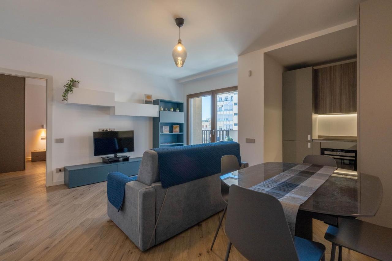Aurealiving - Trastevere Suite With Rooftop & Gym, Your Place In Rom Eksteriør billede