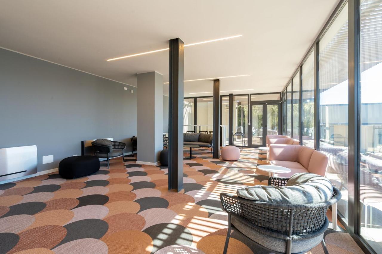 Aurealiving - Trastevere Suite With Rooftop & Gym, Your Place In Rom Eksteriør billede