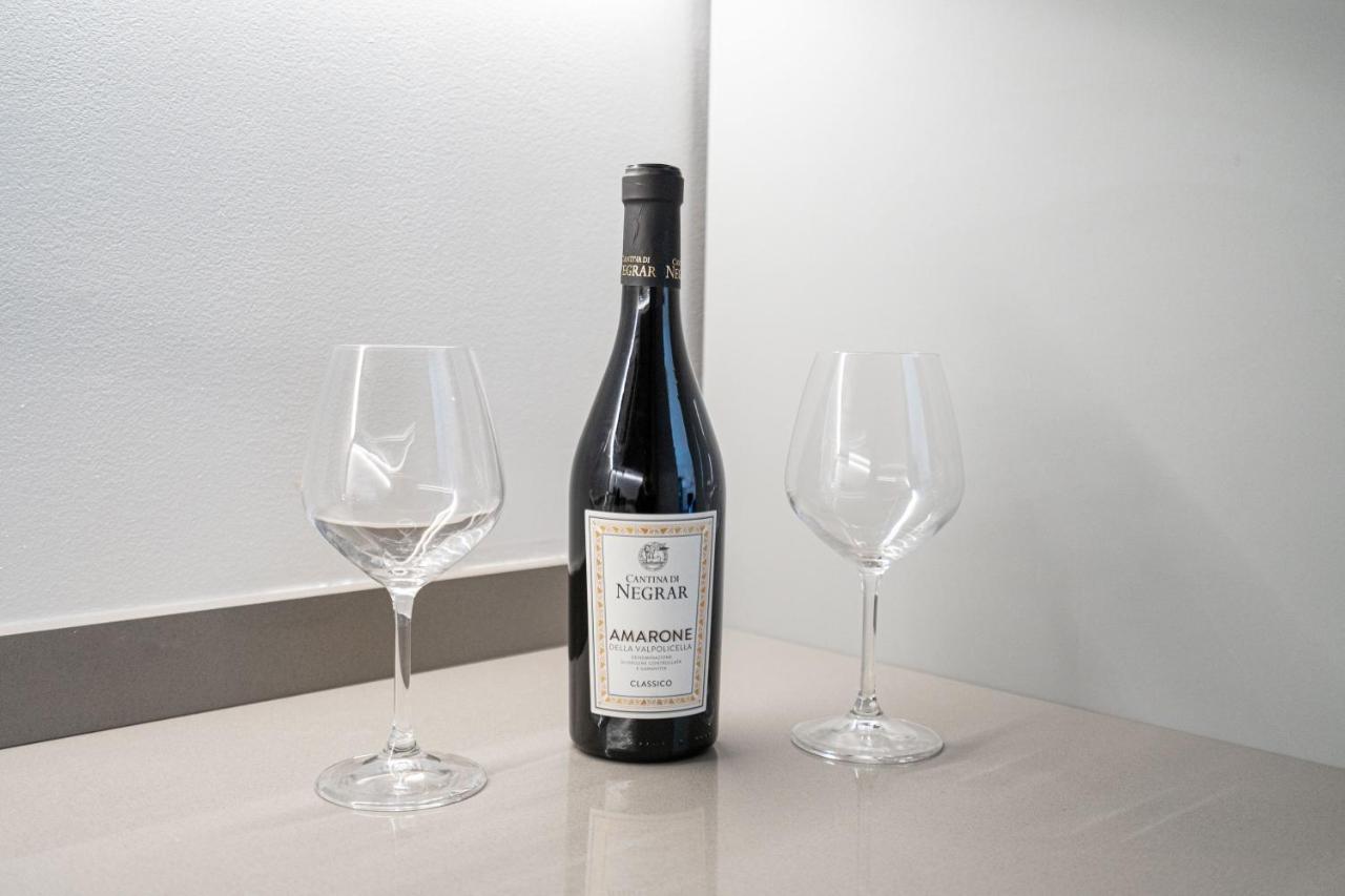 Aurealiving - Trastevere Suite With Rooftop & Gym, Your Place In Rom Eksteriør billede