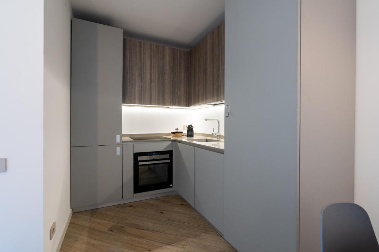 Aurealiving - Trastevere Suite With Rooftop & Gym, Your Place In Rom Eksteriør billede