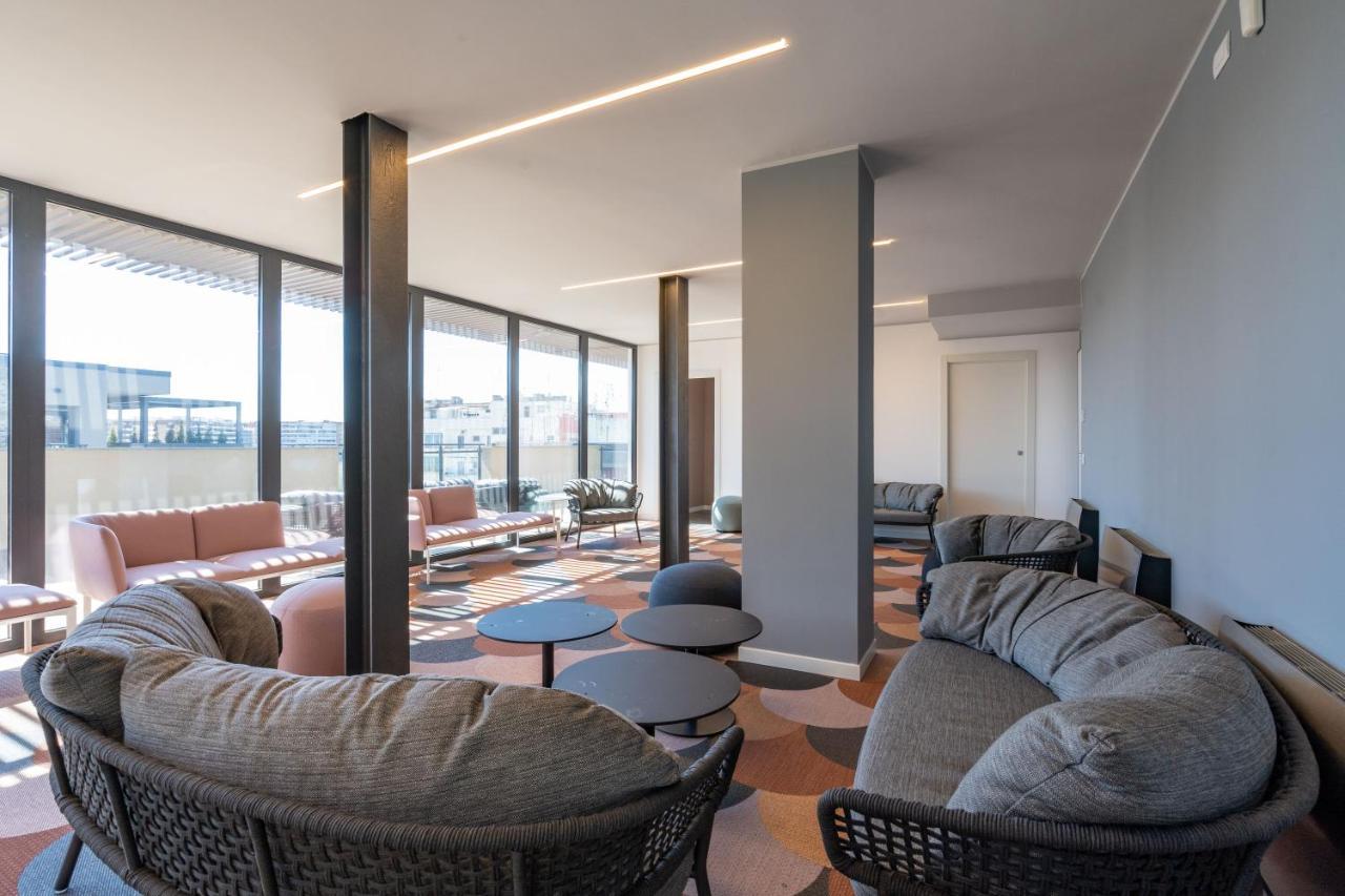 Aurealiving - Trastevere Suite With Rooftop & Gym, Your Place In Rom Eksteriør billede