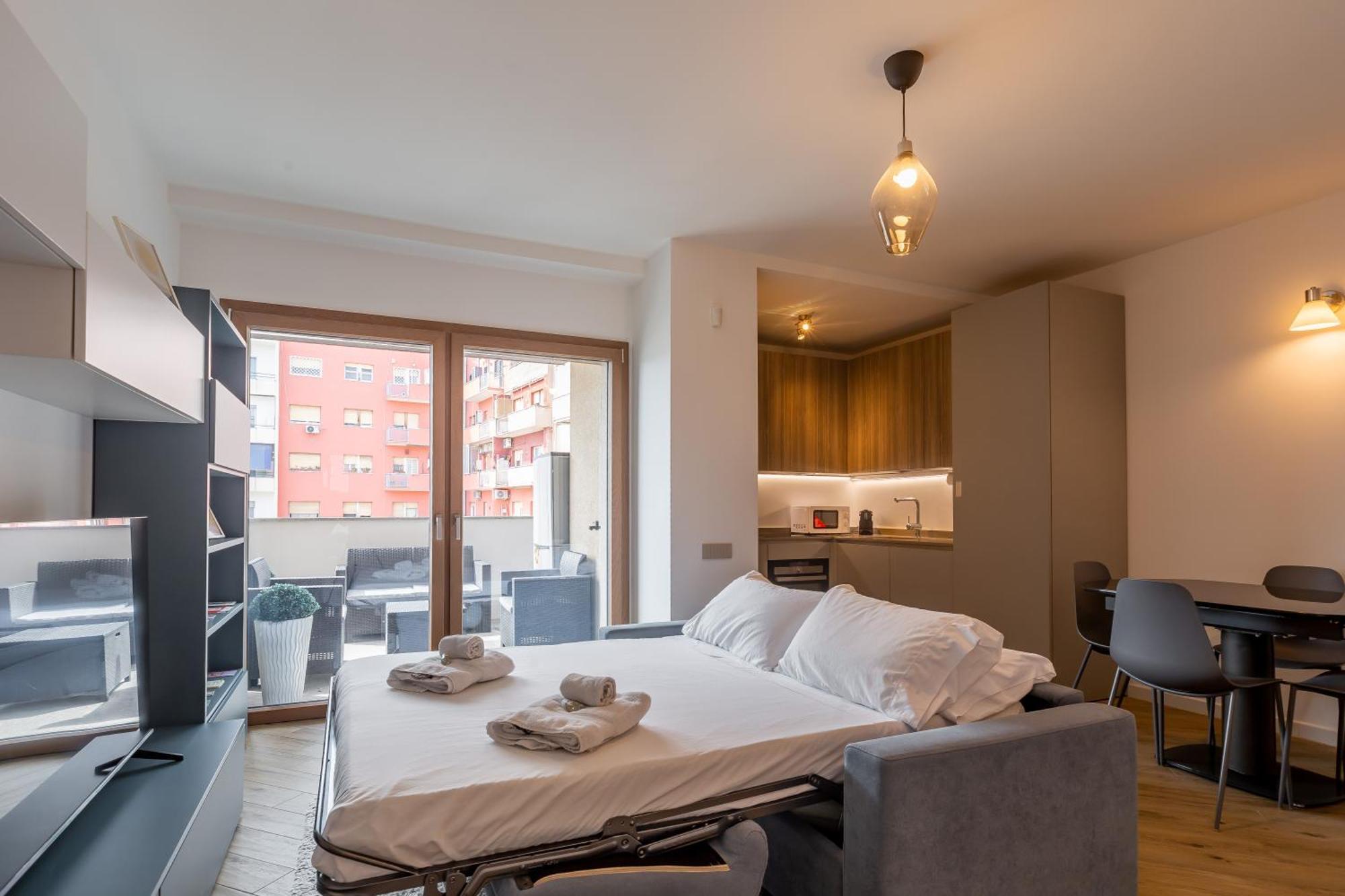 Aurealiving - Trastevere Suite With Rooftop & Gym, Your Place In Rom Eksteriør billede